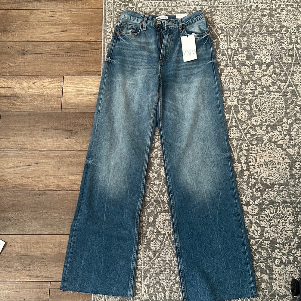 Zara medium wash jeans size US 4 EUR 36